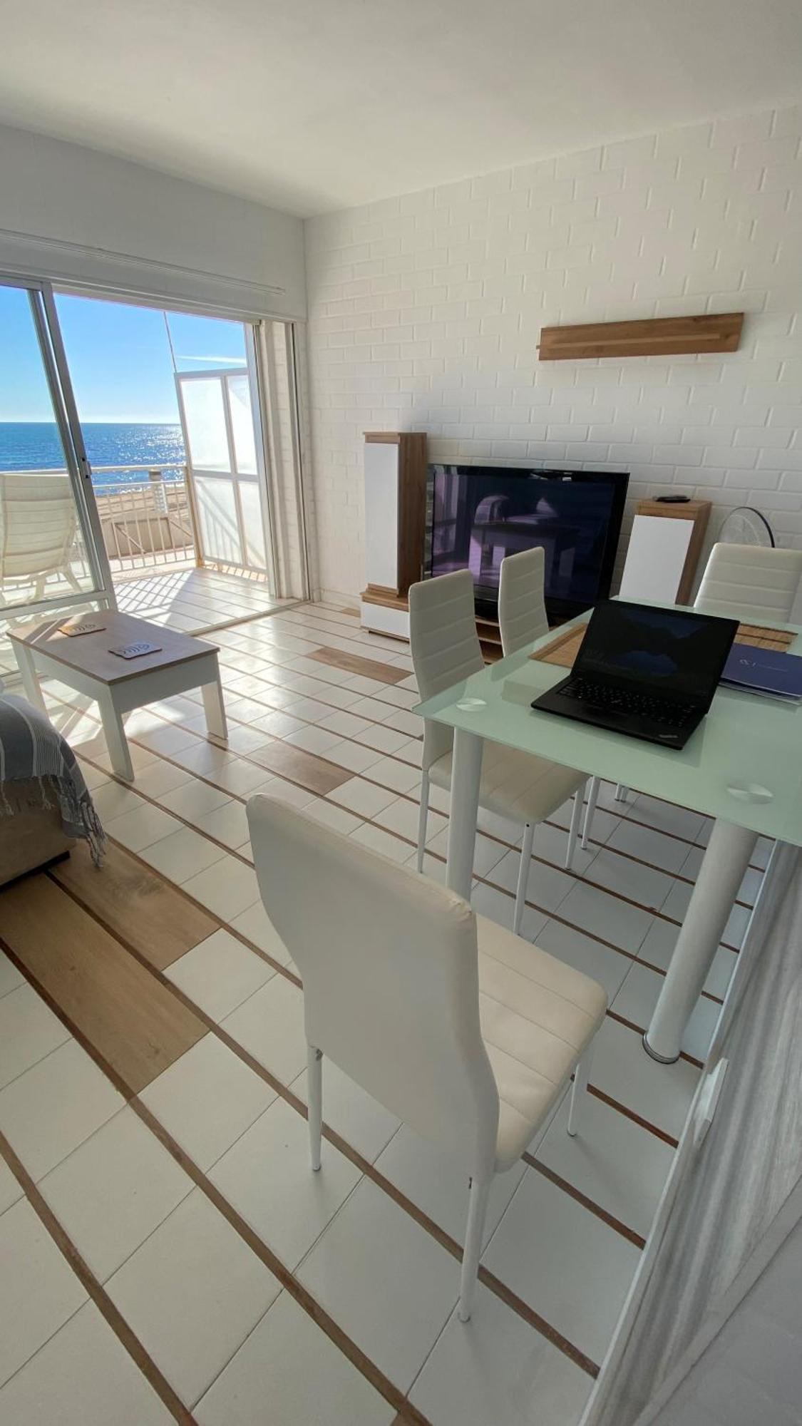 טורבייחה Beachfront Apartment - La Mata מראה חיצוני תמונה